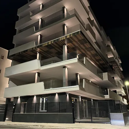 House Palazzo La Fenicia *